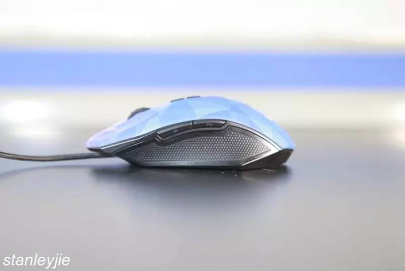 玩灯高手----达尔优em925游戏鼠标评测