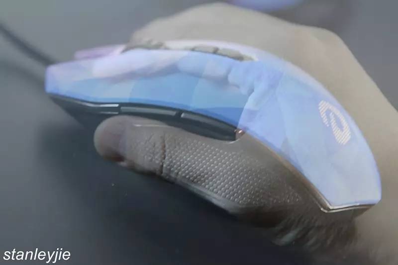 玩灯高手----达尔优em925游戏鼠标评测