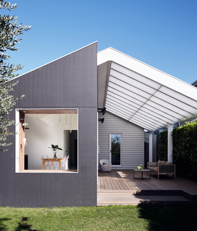 靠窗的座位｜街边的House