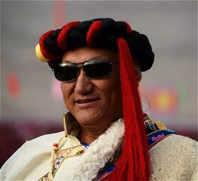 护士转行做灯商，扎根青藏高原响应西部大开发