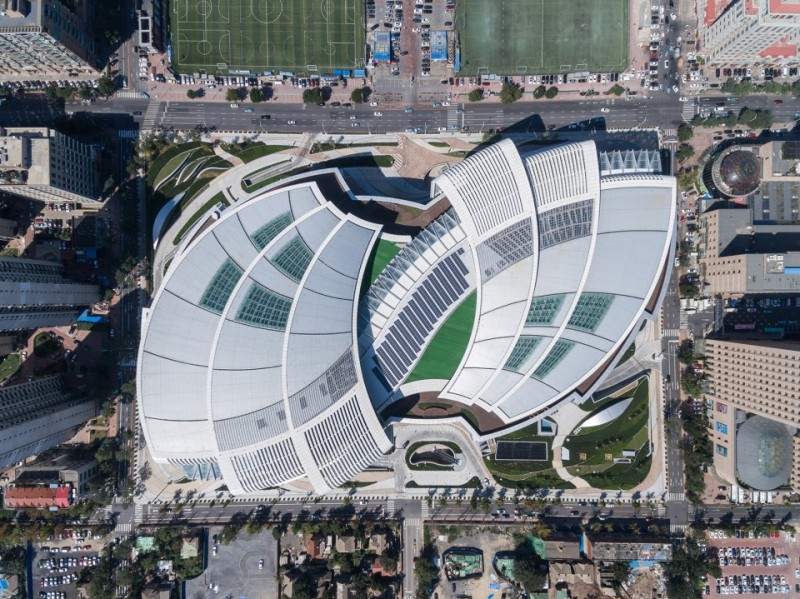 大连市创新地标–大连恒隆广场 / Aedas