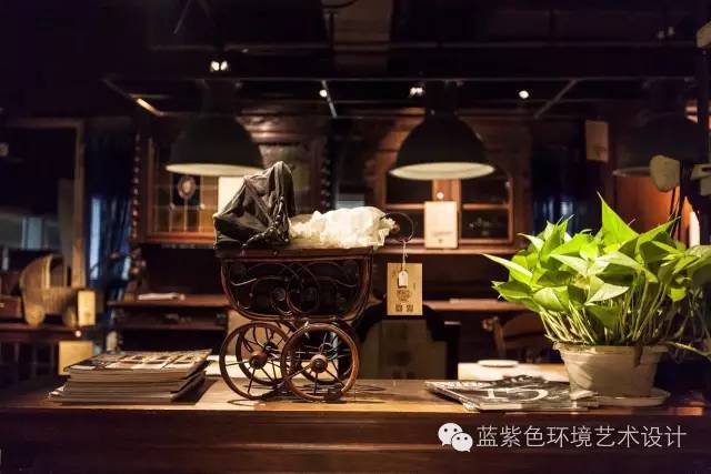 寻求杂而不乱的文艺范室内照明秩序