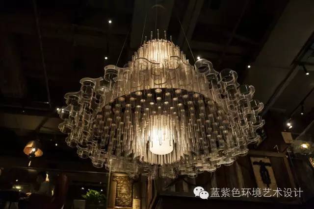 寻求杂而不乱的文艺范室内照明秩序