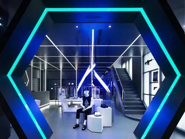 年轻的态度 ｜ Debrand台北专卖店