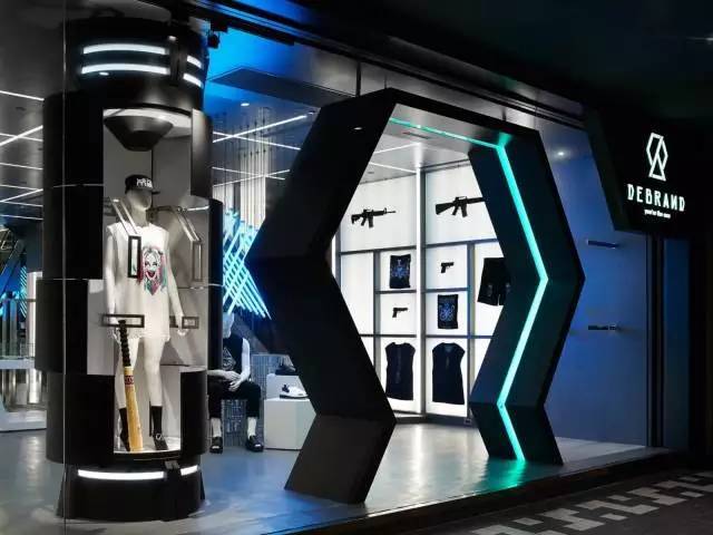 年轻的态度 ｜ Debrand台北专卖店