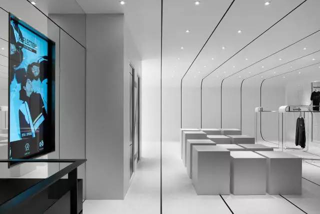 年轻的态度 ｜ Debrand台北专卖店