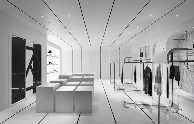 年轻的态度 ｜Debrand台北专卖店