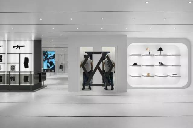 年轻的态度 ｜Debrand台北专卖店