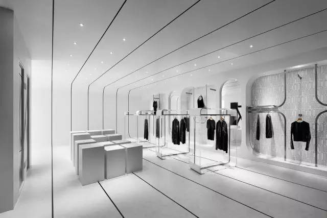 年轻的态度 ｜Debrand台北专卖店