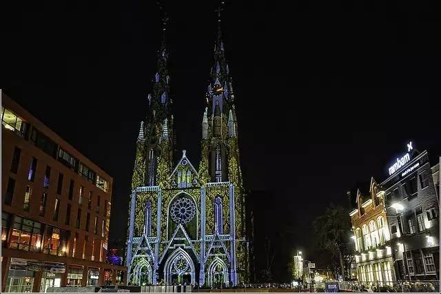 【A&P 关注】十大顶尖灯光节--灯光照亮整个黑夜