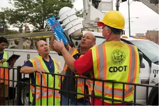 芝加哥安装路灯传感器实时监控  隐私成争议点