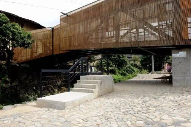 周末推荐丨放下手机，去这最美的九家书店享受周末时光吧！