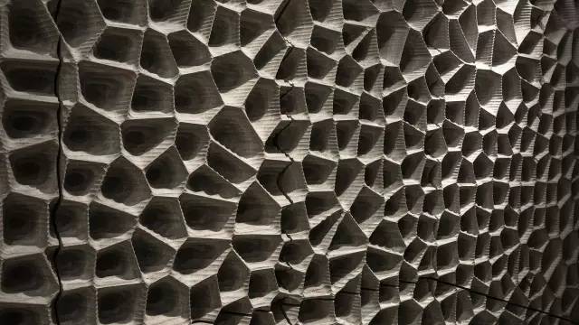 德国人用了10年时间，把一个旧仓库改造成了新地标！