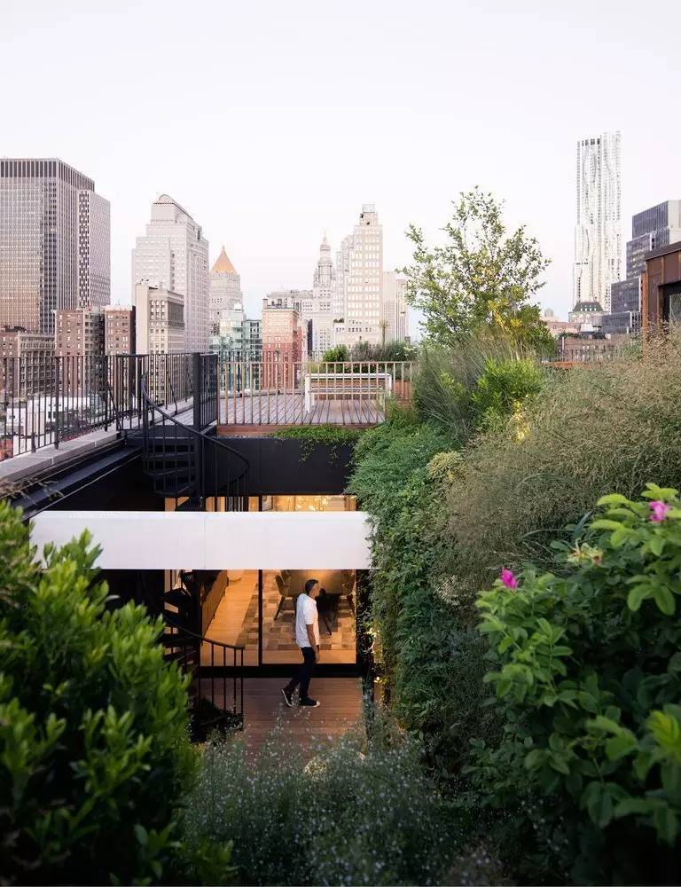 这样用石膏墙打造的顶级LOFT，刷新了我对石膏的理解