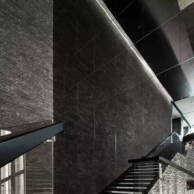 大拙至美，自然灰演绎唯美的新中式会所