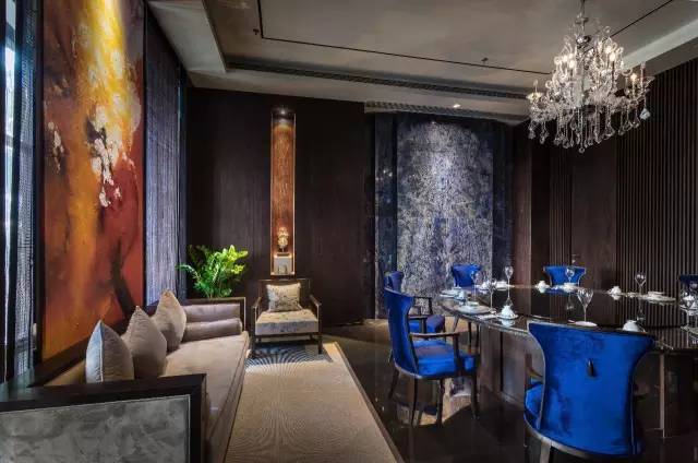 大拙至美，自然灰演绎唯美的新中式会所