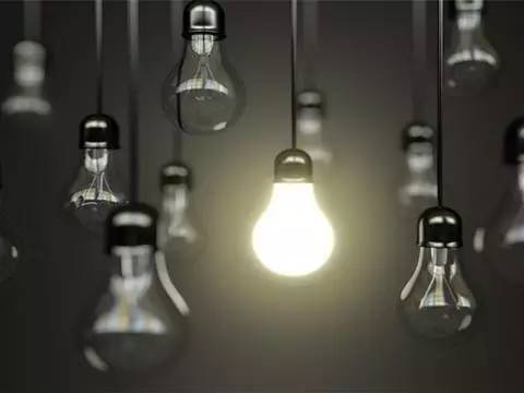 群雄四起的时代，何物能赢照明天下？