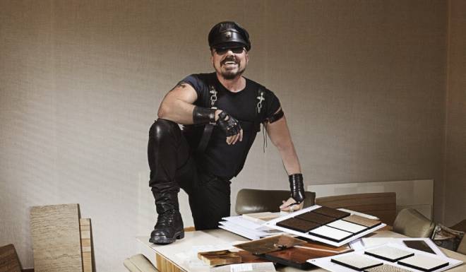 LV、FENDI、DIOR、CHANEL、阿玛尼、宝格丽这些专卖店的设计者，居然是位机车大叔