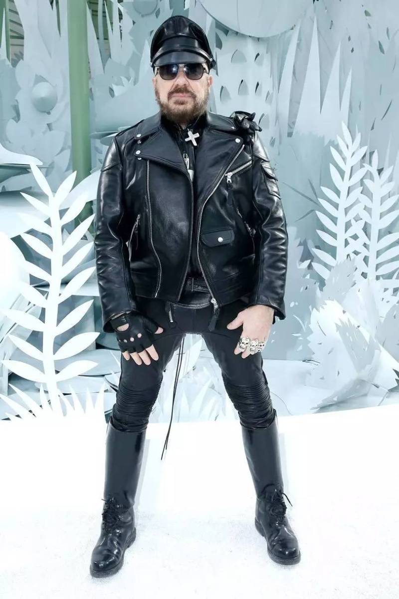 LV、FENDI、DIOR、CHANEL、阿玛尼、宝格丽这些专卖店的设计者，居然是位机车大叔