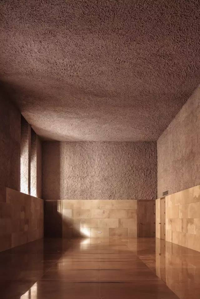 光会装逼不行，还要会装灯！