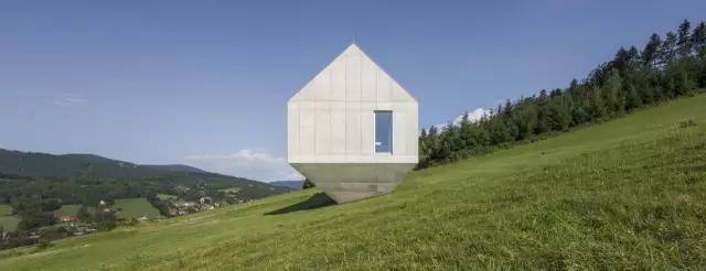 光会装逼不行，还要会装灯！