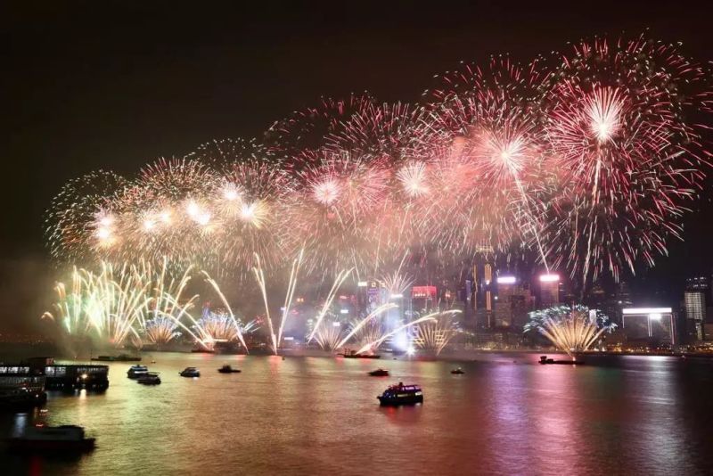 全球各地跨年灯光烟火秀大盘点！