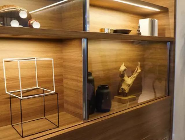 OLED带你感知未来照明世界