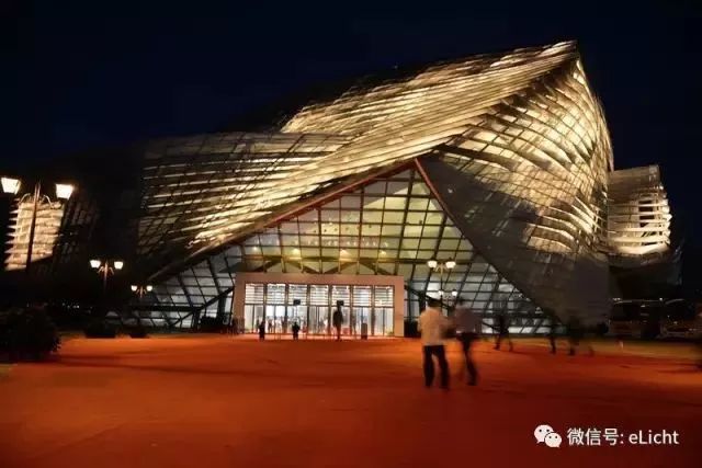 了解室外照明设计，从泛光照明开始