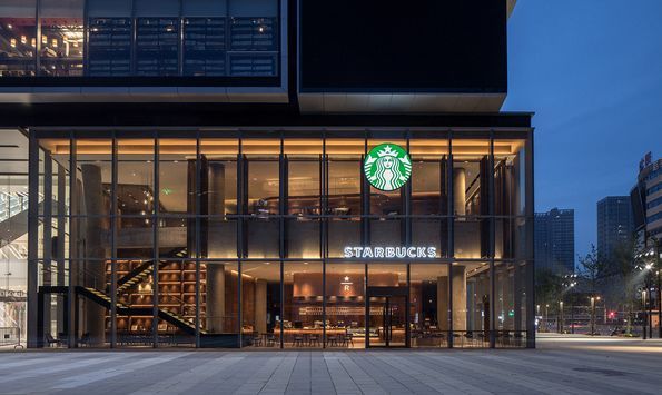 星巴克的灯光设计，处处都是营销的心机！