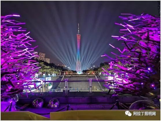 广州国际灯光节VS荷兰阿姆斯特丹灯光节，你pick哪一个？