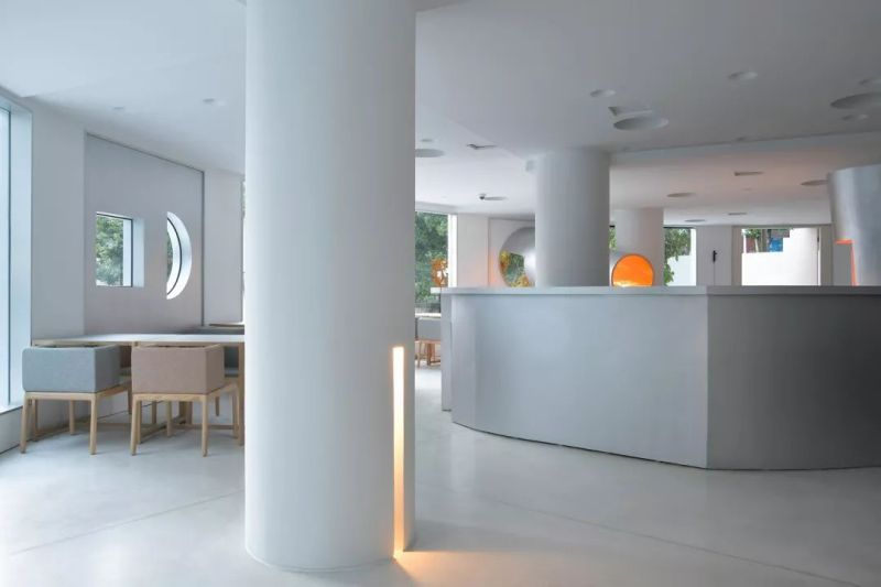 八九十年代科幻片里的不真实置景感 - Hitel酒店，厦门 / 退化建筑