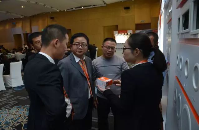 朗德万斯2018大中华区经销商大会在青岛隆重召开