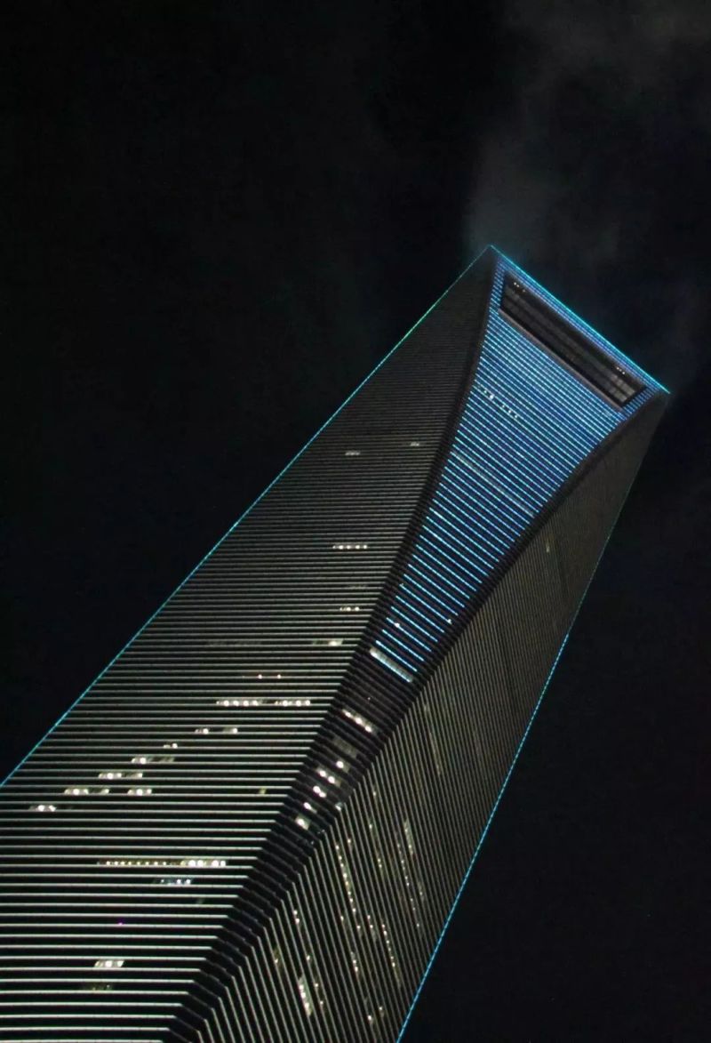 用照明的角度带你周游世界各地的摩天大楼