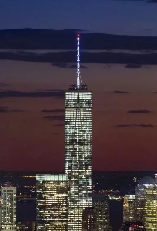 用照明的角度带你周游世界各地的摩天大楼