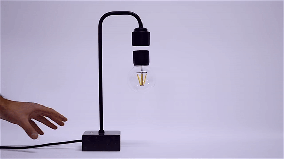 超吸睛！摇摇晃晃的下悬浮灯泡！