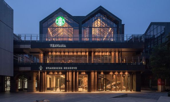 星巴克的灯光设计，处处都是营销的心机！