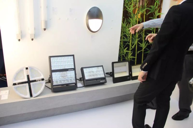 展会直击 | 中国之光网带你逛2018香港国际秋季灯饰展