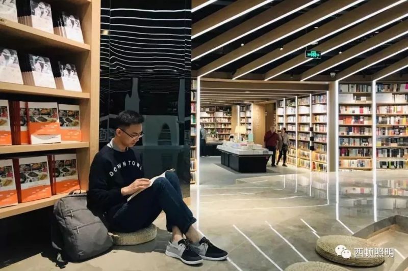 极简光影勾勒的“中国最美书店”，你怎么看？