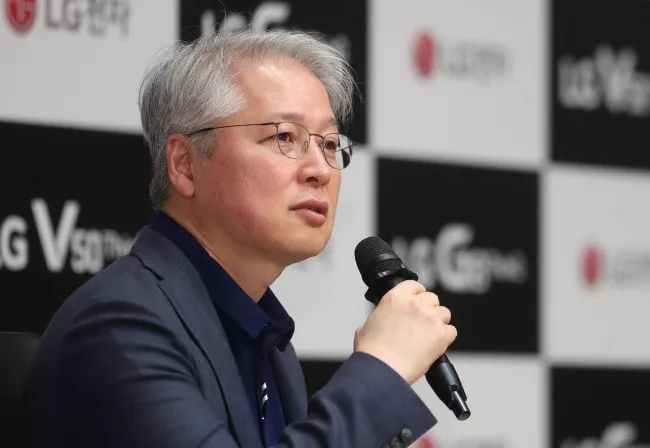 LG一口气发布9款OLED电视，售价直降30%