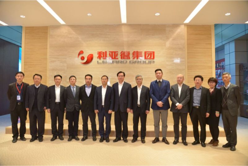 无锡市长一行莅临利亚德考察，双方达成科技文化融创合作