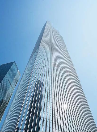 用照明的角度带你周游世界各地的摩天大楼