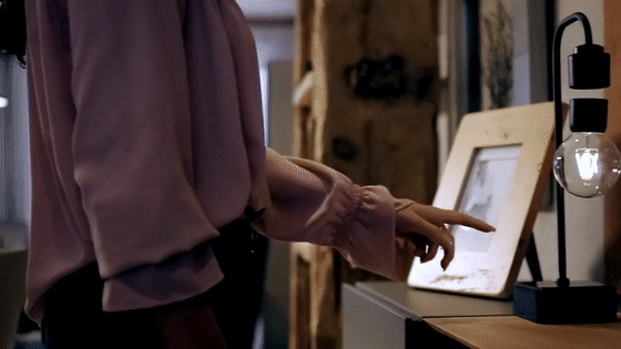 超吸睛！摇摇晃晃的下悬浮灯泡！