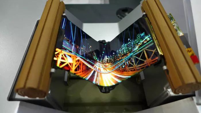 传京东方正建触控集成OLED专线，或2020年供应iPhone