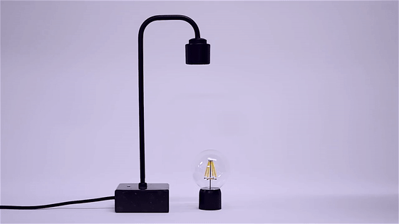 超吸睛！摇摇晃晃的下悬浮灯泡！