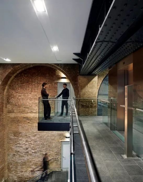 这些充满光影艺术的车站，让人流连忘返！