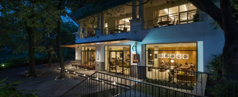 星巴克的灯光设计，处处都是营销的心机！