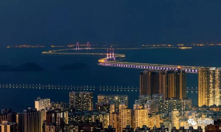 港珠澳大桥正式开通！照明科技全线解密