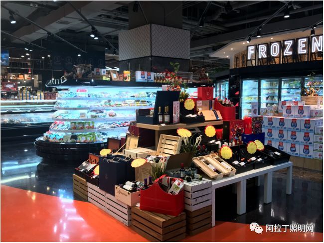 西安W super:超市这样做陈列与照明，顾客去了还想去！