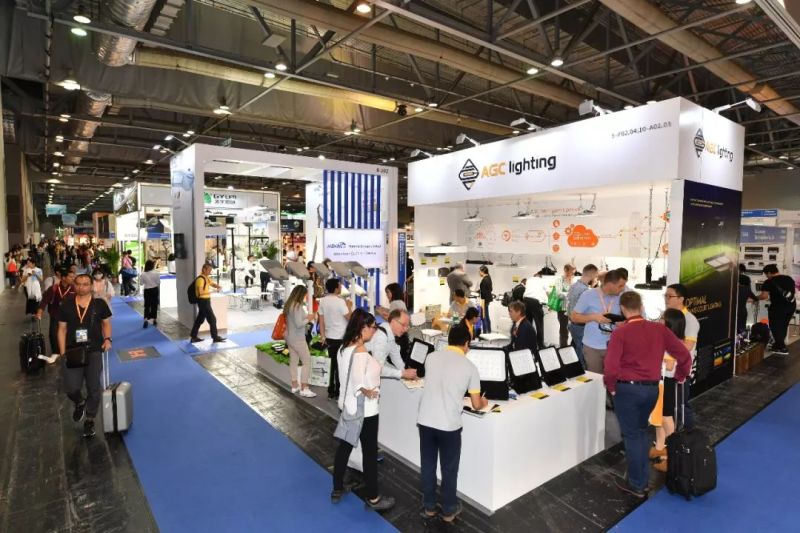 中国之光带你探馆——2018香港国际户外及科技照明博览