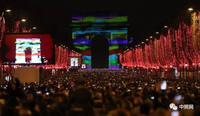 全球各地跨年灯光烟火秀大盘点！